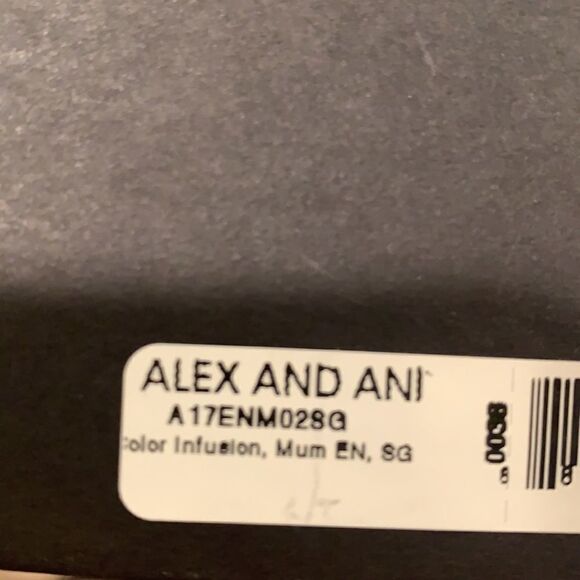 🎉1 hr sale 🎉Mum necklace and heart - Picture 6 of 6